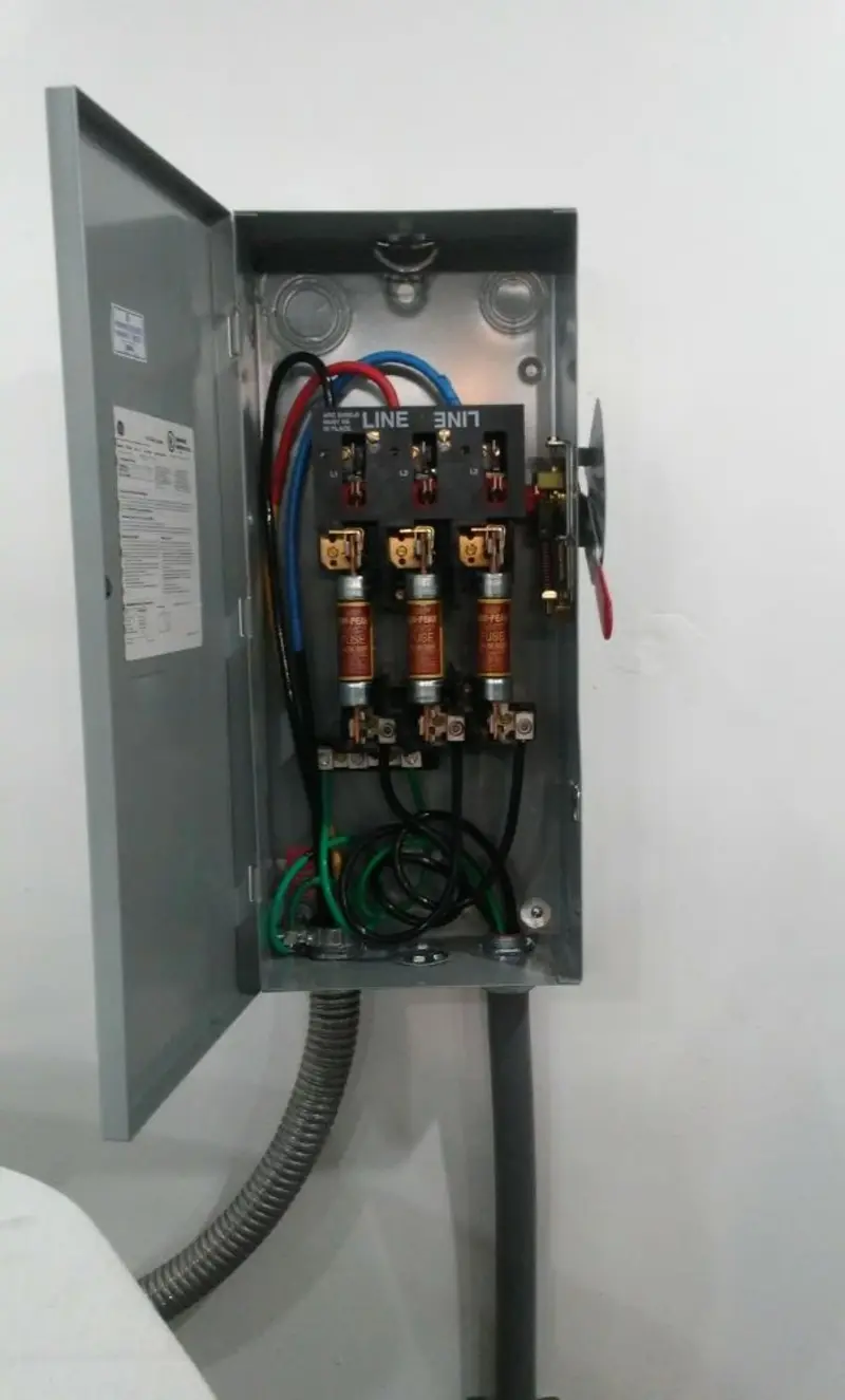 Three-phase disconnect switch installed for Smoke Detector Installation in Halifax